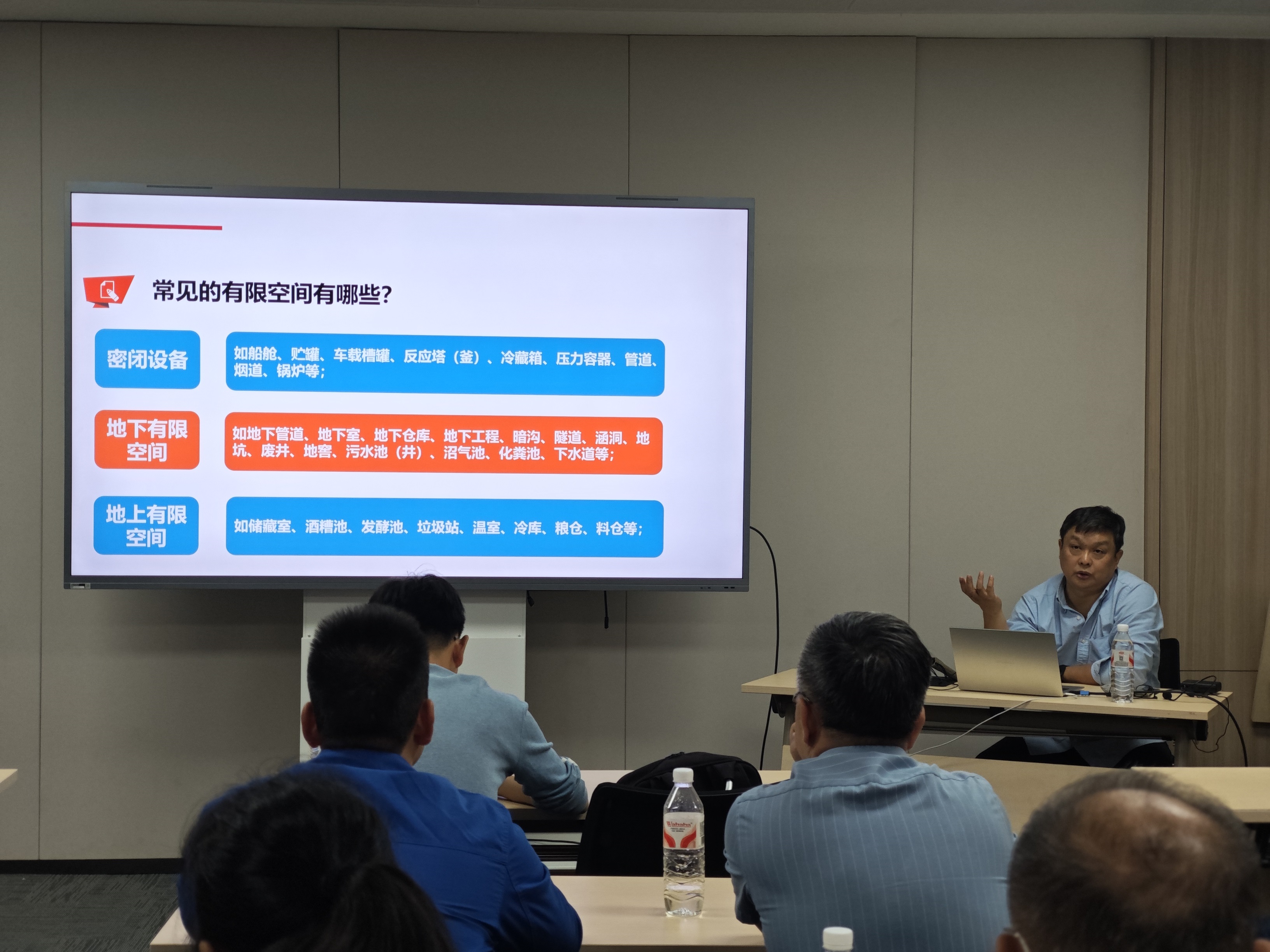 微信图片_20251025144009_16_12.jpg 微信图片_20251025144009_16_12.jpg