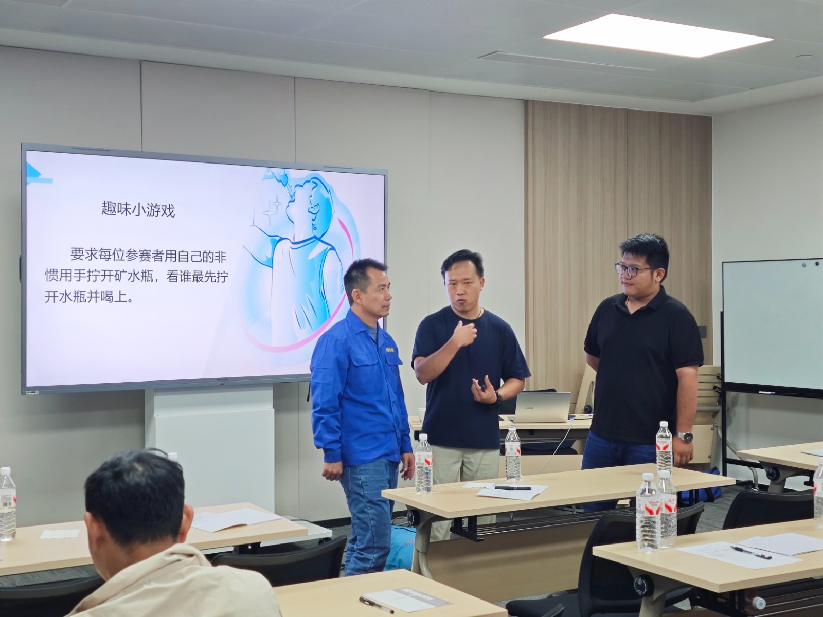 微信图片_20251025160708_157_34.jpg 微信图片_20251025160708_157_34.jpg